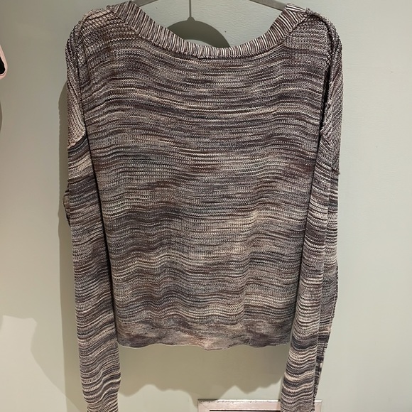 Free People variegated grey and brown cotton V-neck sweater EUC - Picture 4 of 6